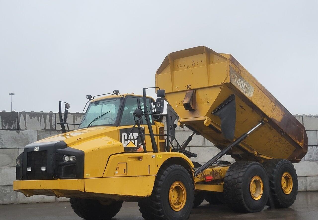 2012 Caterpillar 740 B