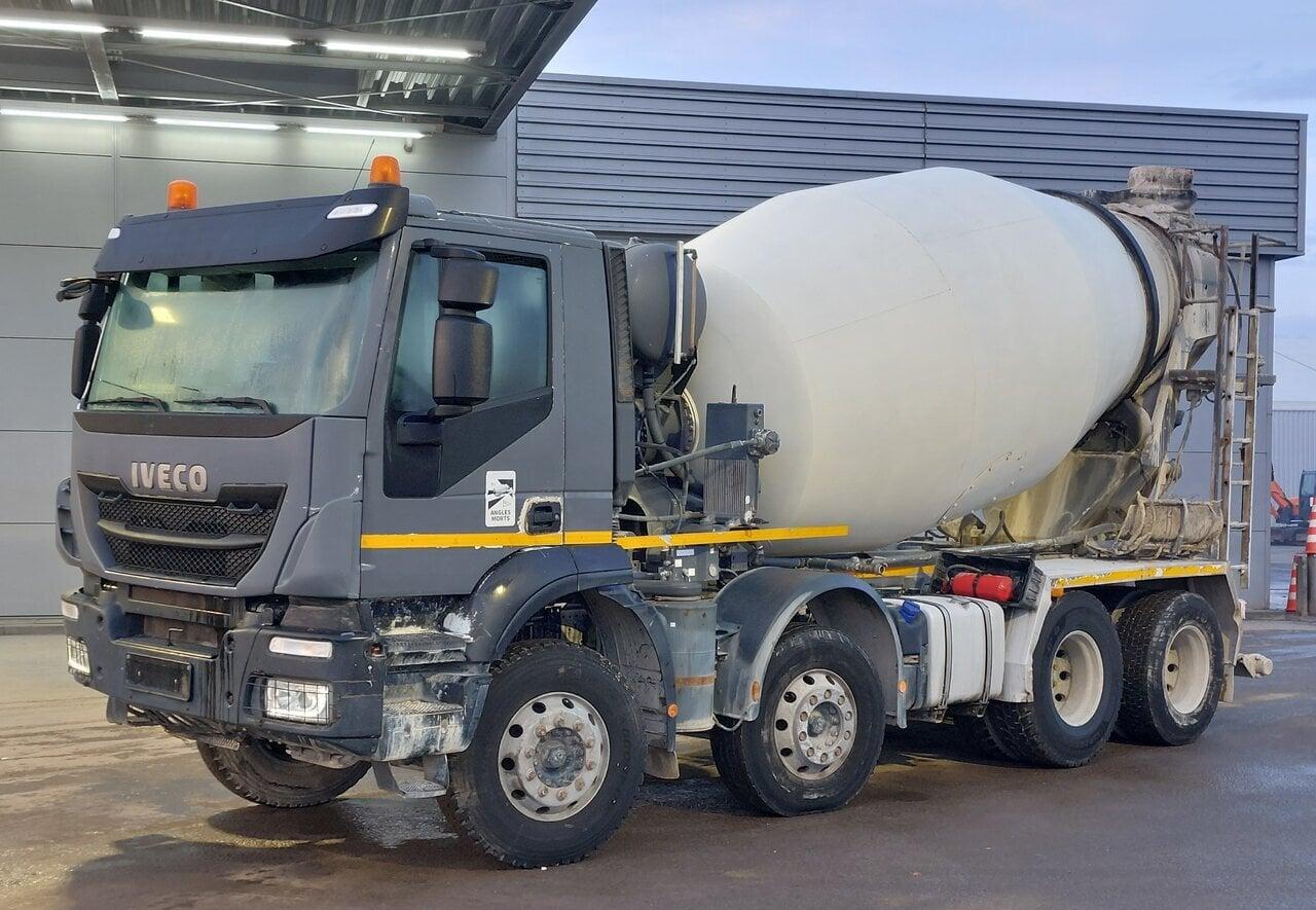 2017 Iveco X-Way 400 Concrete mixer Truck